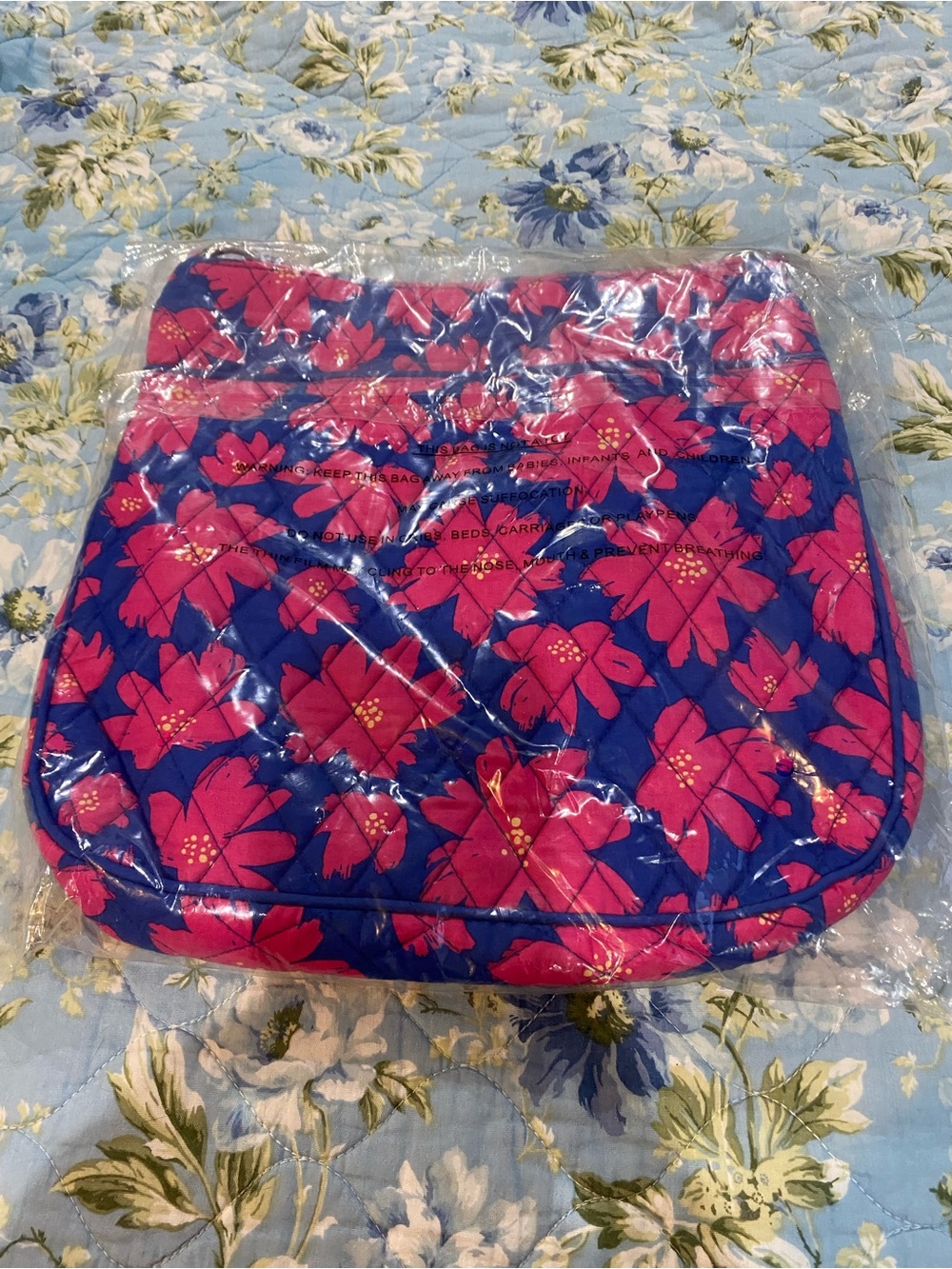 Vera Bradley Triple Zip Hipster NWT